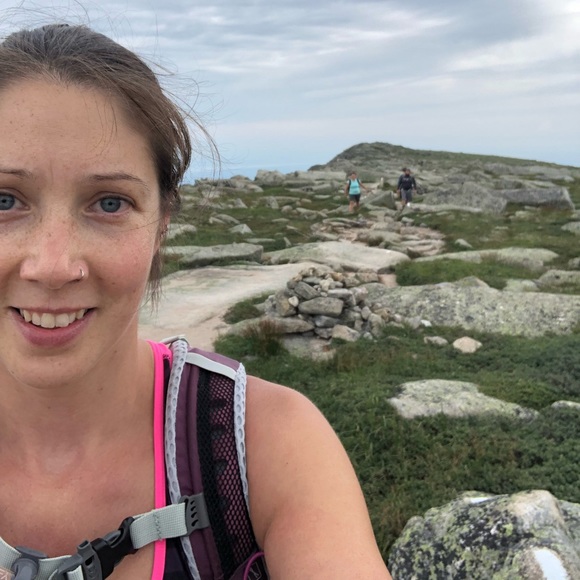 Meet your Posher, Jenn - Picture 1 of 1